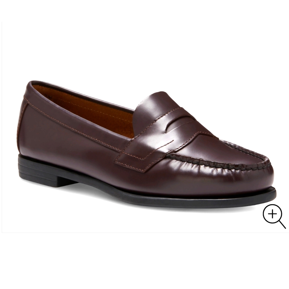 Eastland Woman's Classic Burgundy Slip On Penny Loafers ** Size 9   NWT